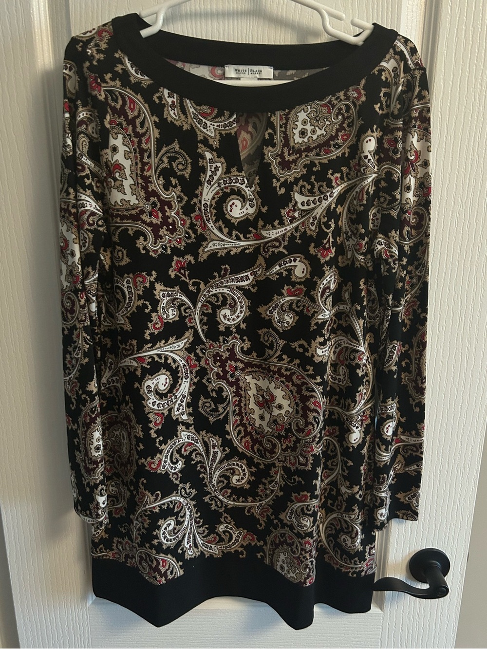 White House Black Market Black, Cream & Burgundy Paisley Blouse